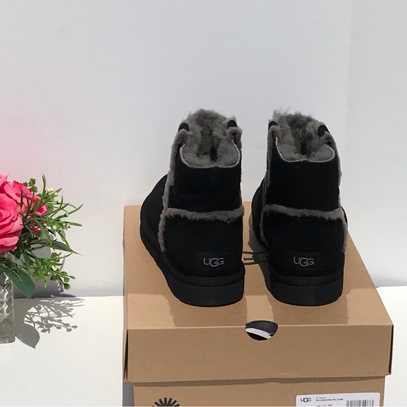 UGG Classic Mini Spill Seam - Picture 7 of 8